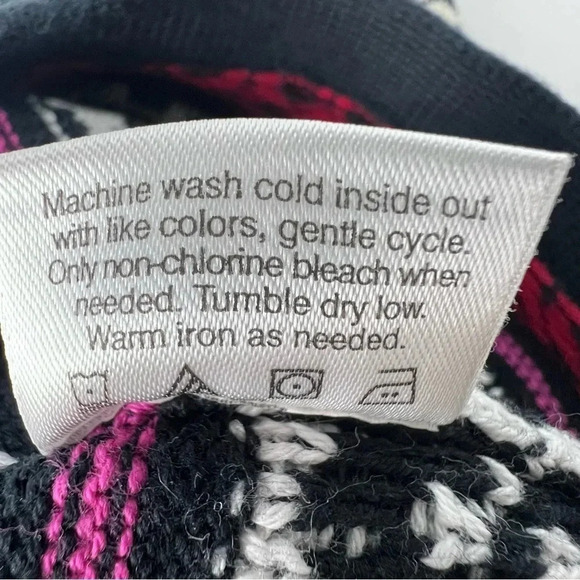 Hanna Anderson Fair Isle Knit Sweater Long Bell Slit Sleeve Size 8 (130) - Picture 6 of 7